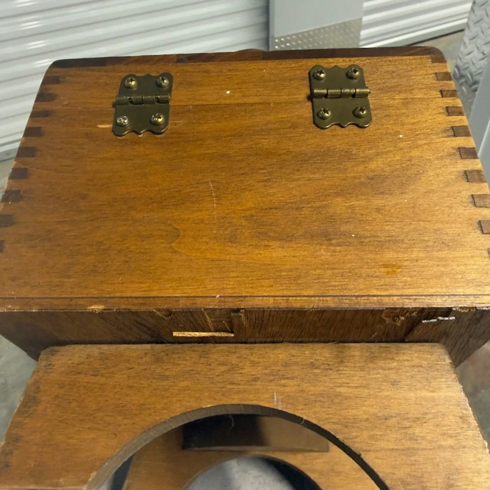 Vintage KIWI Hand‎ Crafted Shoe Valet Wooden Shine Box Dovetail Footrest Caddy